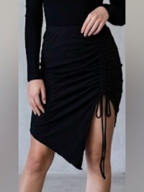 Fashion Nova Black Asymmetrical Ruched Drawstring Skirt size XL NWT